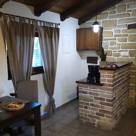 Studio Apartment Cami - Cottage With A Soul Gračišće Zewnętrze zdjęcie