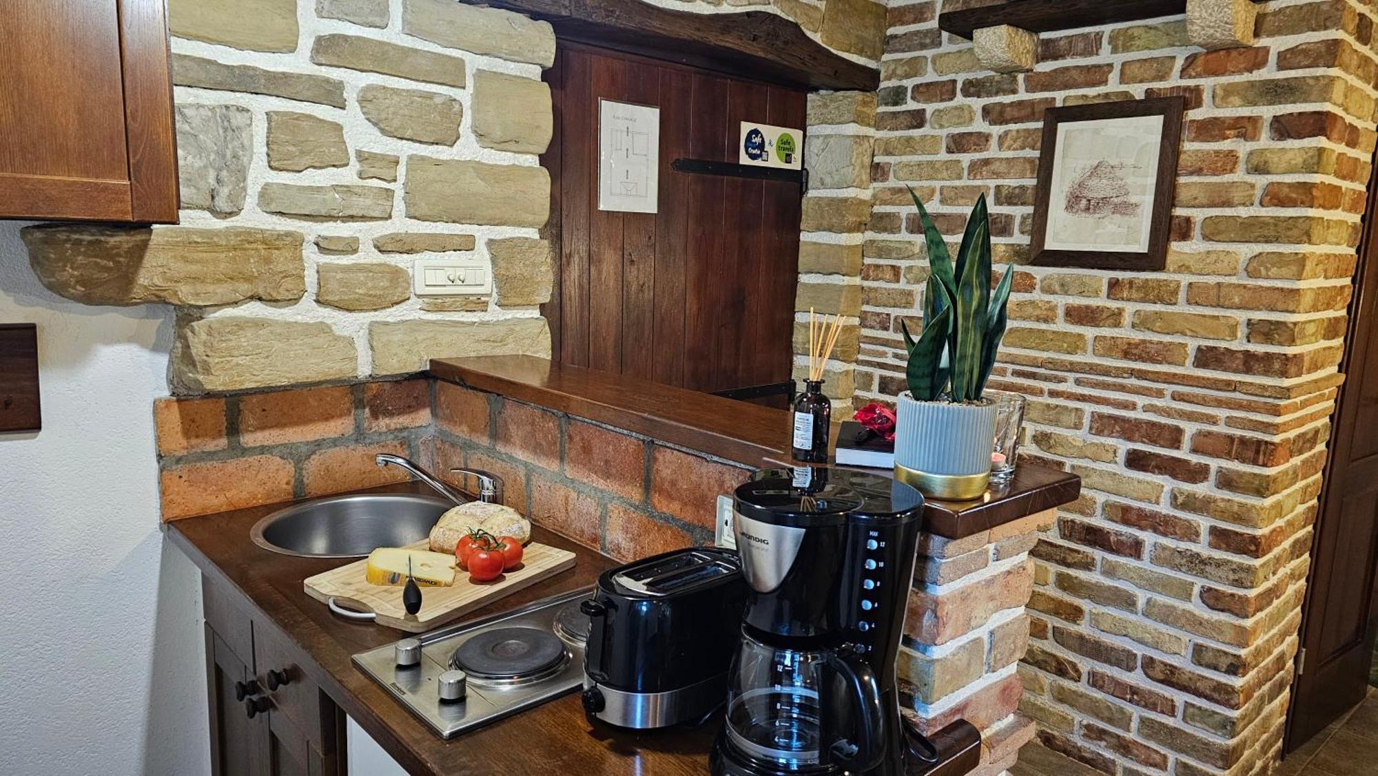 Studio Apartment Cami - Cottage With A Soul Gračišće Zewnętrze zdjęcie