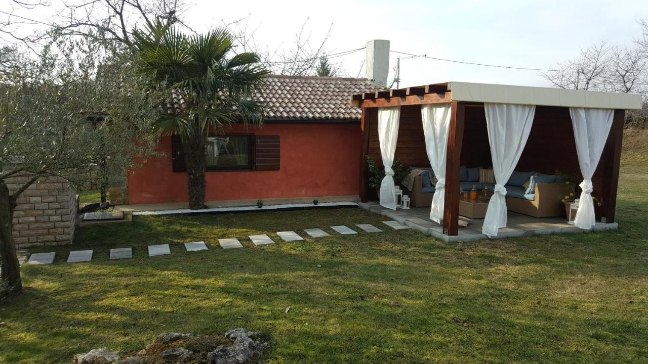Studio Apartment Cami - Cottage With A Soul Gračišće Pokój zdjęcie